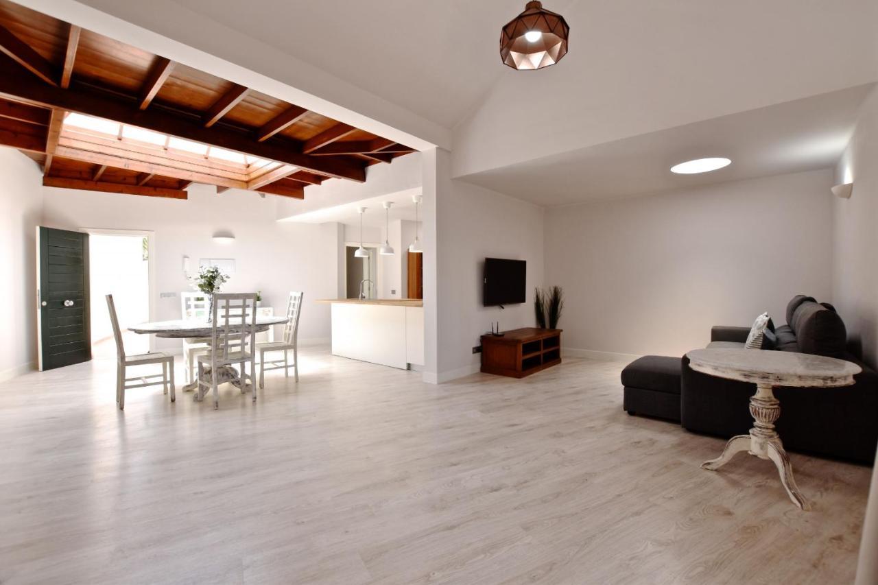 كوستا تاغيسي Sunny Bungalow In Front Of The Sea 3 Bedrooms المظهر الخارجي الصورة